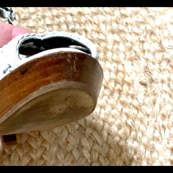 Guess White Woven Slingback Heels, Size 8 1/2 - Picture 4 of 5